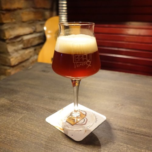 Ein Glas Vernemmer Meehdsche